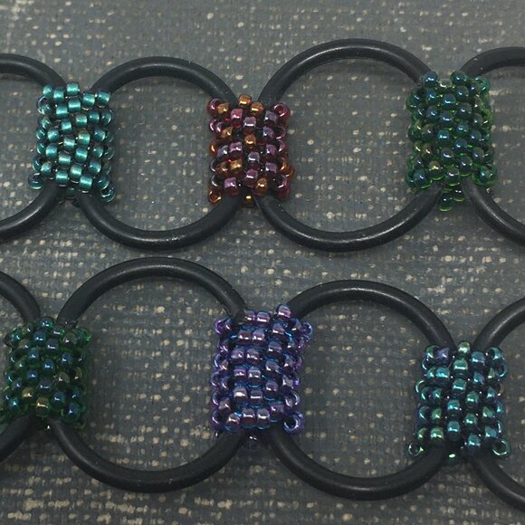 Handmade Long Black 'O' Shape Rubber Seed Bead Drop Dangle Earrings - Picture 7 of 16